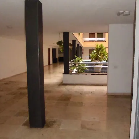 Appartement студия на пляже мартианес *